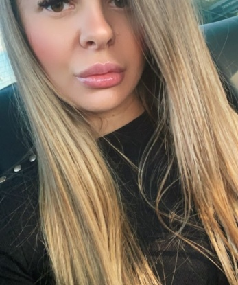 🌸💋
С удовольствием предоставлю тебе комфорт и раскрепощение в моих объятиях. Мне нравится заниматься сексом и я гарантирую тебе полное удовлетворение. 💦💥
Мои услуги разнообразны и абсолютно конфиденциальны. Могу стать для тебя идеальной спутницей на любое мероприятие или провести незабываемую ночь в одиночестве. 🍾🌃
Мои фото подтверждают мою красоту и сексуальность. Вместе с нежными прикосновениями и страстным взглядом я покорю тебя с первой минуты нашей встречи. 😍💃
Мои клиенты всегда остаются довольны и возвращаются ко мне снова. Читай отзывы о моей работе и убедись сам! 💌🌟
Живу в Москве и готова воплотить все твои фантазии. Со мной ты получишь настоящий сексуальный праздник! 💥🔥 Роза